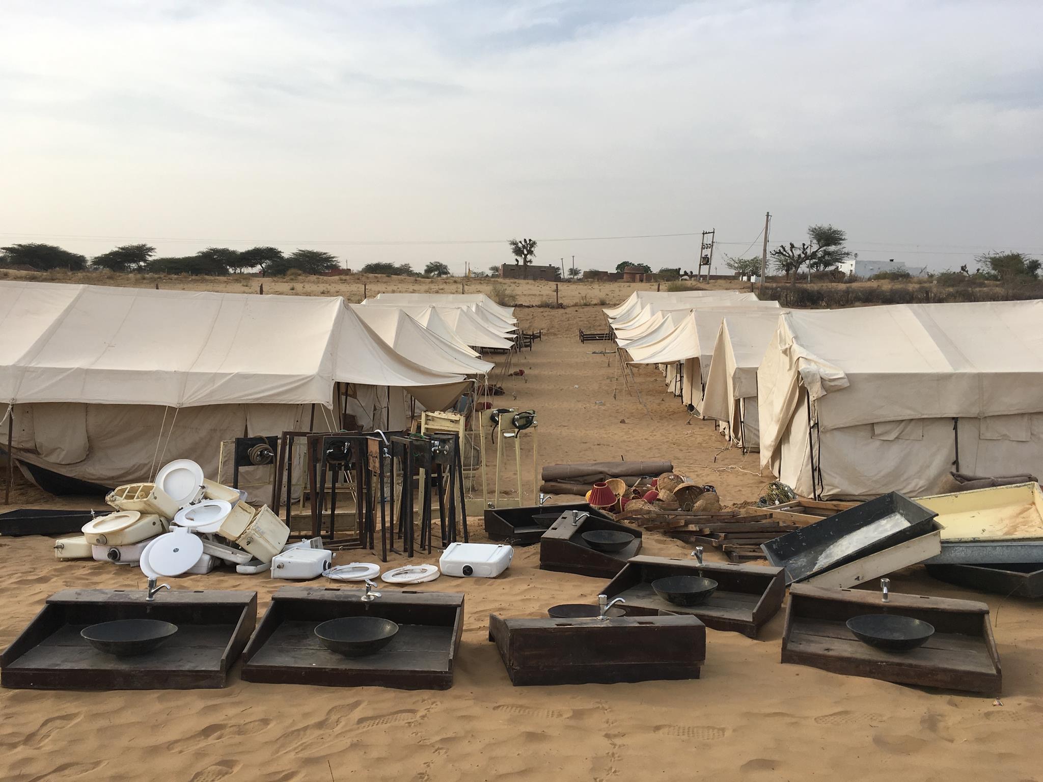 Swiss tents of a luxury desert camp on the dunes